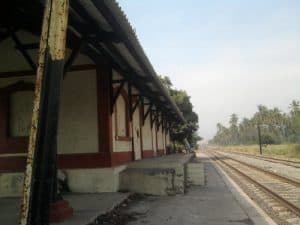 La estación de trenes de Cuyutlán, Colima.
